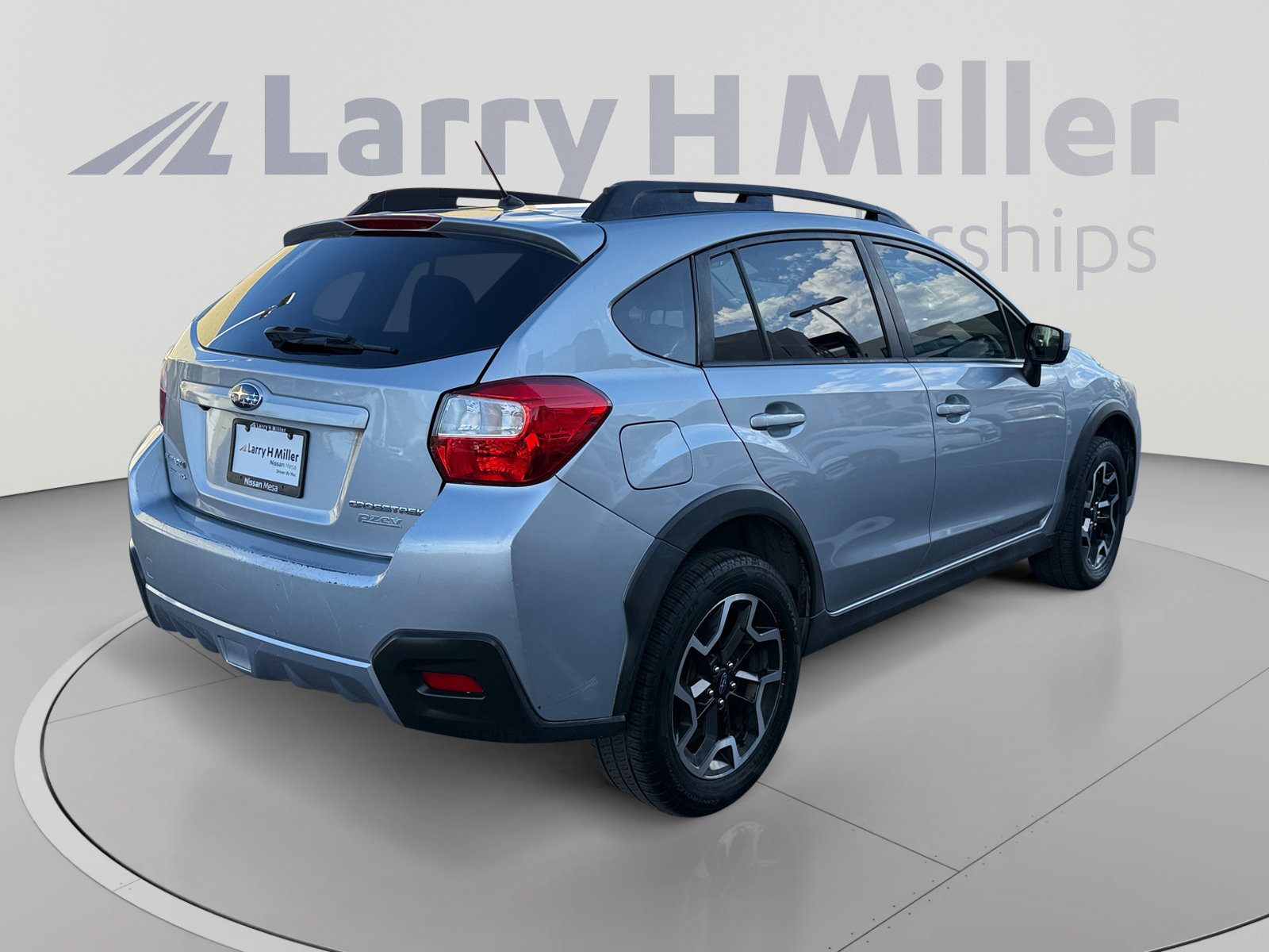 Used 2016 Subaru Crosstrek 2.0i Premium AWD/4WD image 5