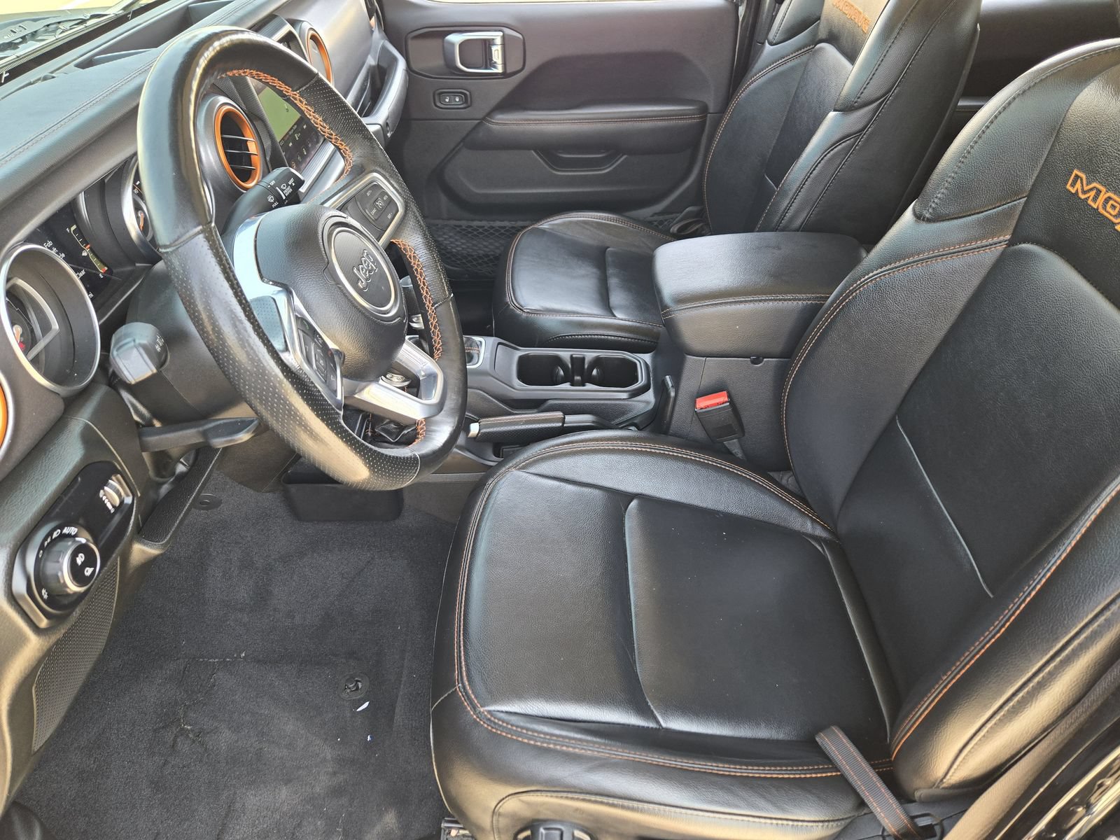 Used 2023 Jeep Gladiator Mojave w/ Cold Weather Group AWD/4WD image 14