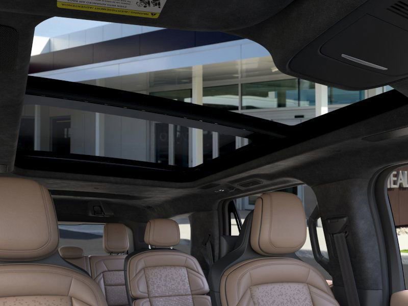 New 2026 Lincoln Navigator Black Label image 22
