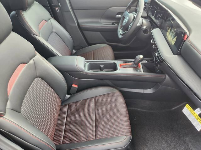 New 2025 Nissan Kicks SR image 10