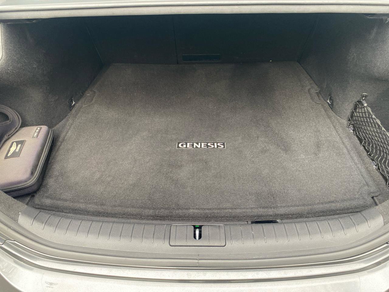 Used 2020 Genesis G70 2.0T w/ Elite Package image 21