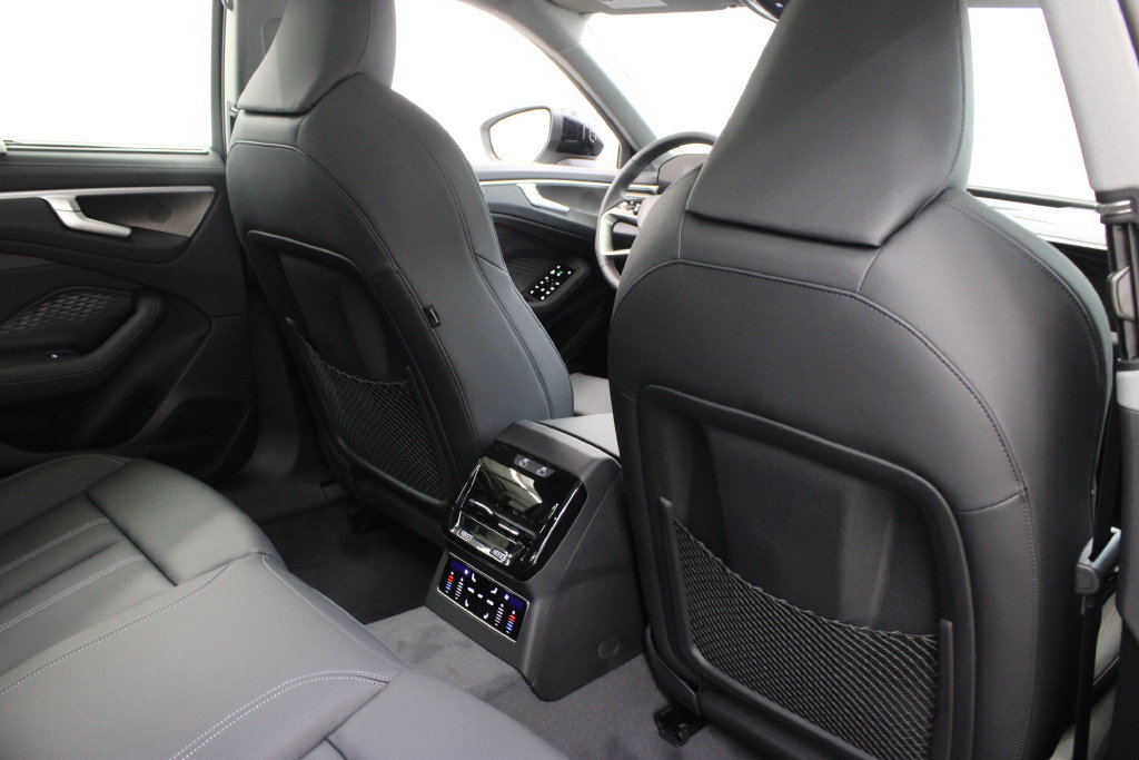 New 2026 Audi A6 Premium Plus AWD/4WD image 21