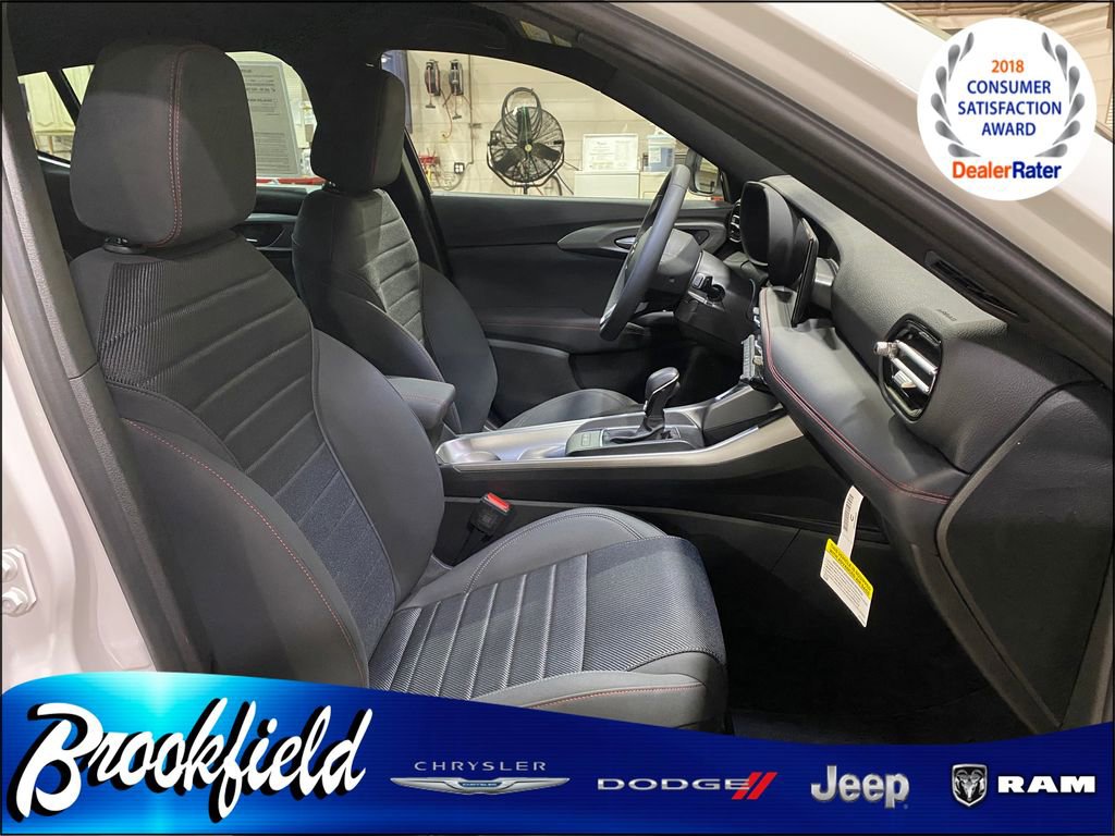 Used 2025 Dodge Hornet GT image 19