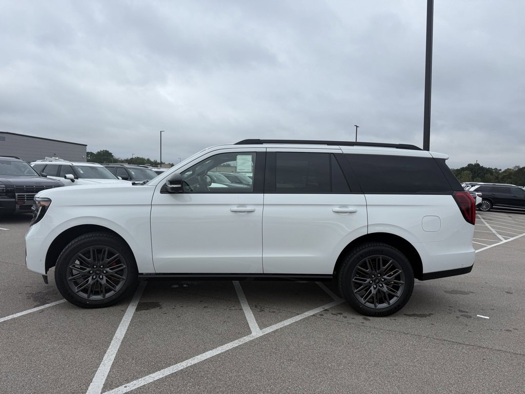 New 2025 Ford Expedition Platinum image 5