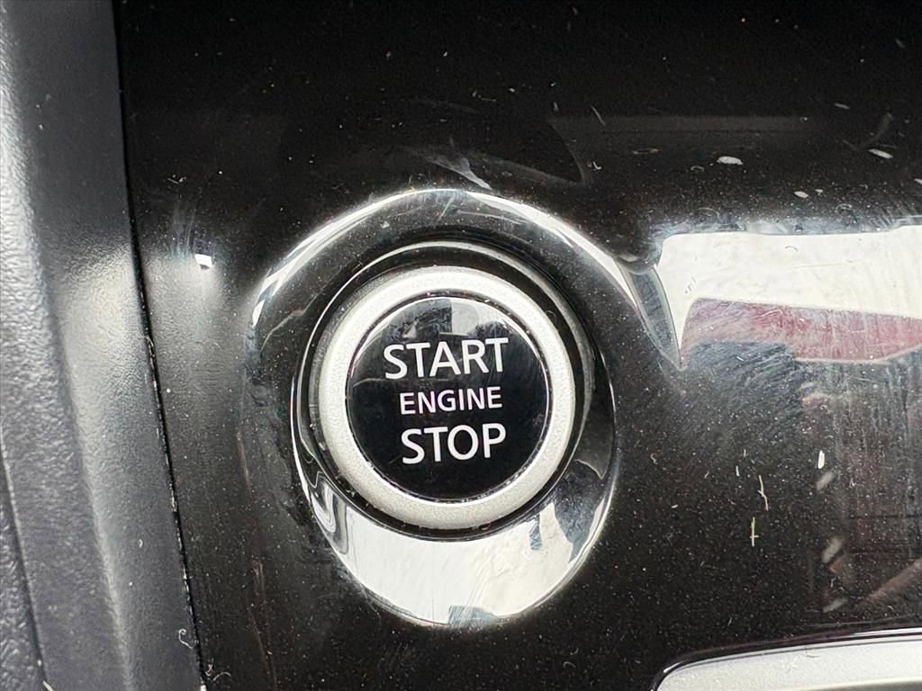 Certified 2024 Nissan Versa SV w/ Trunk Package image 14