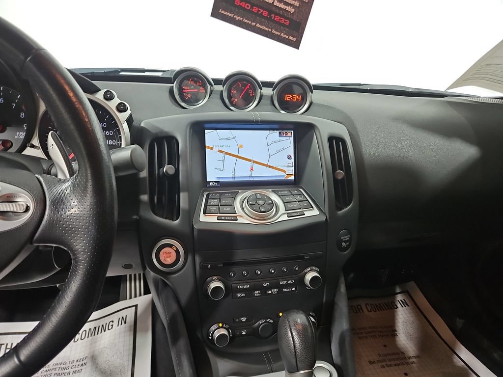 Used 2013 Nissan 370Z Touring w/ Sport Pkg RWD image 18