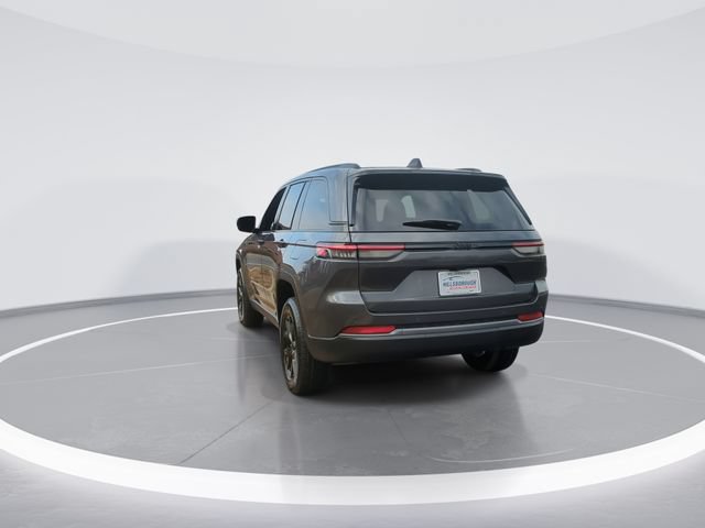 New 2026 Jeep Grand Cherokee Altitude RWD image 6
