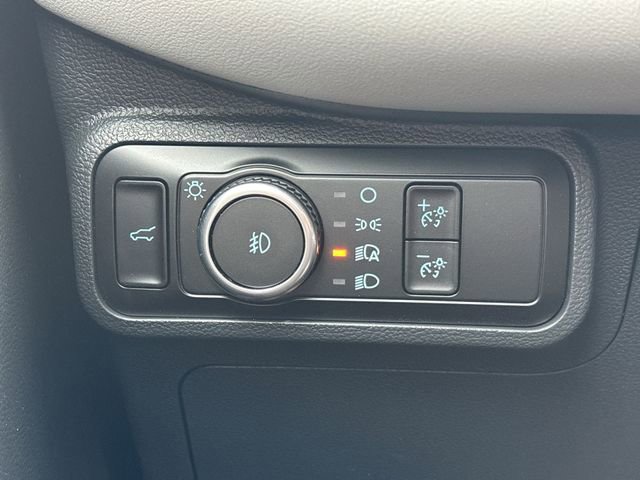 New 2026 Ford Explorer Active w/ Active Comfort Package AWD/4WD image 32