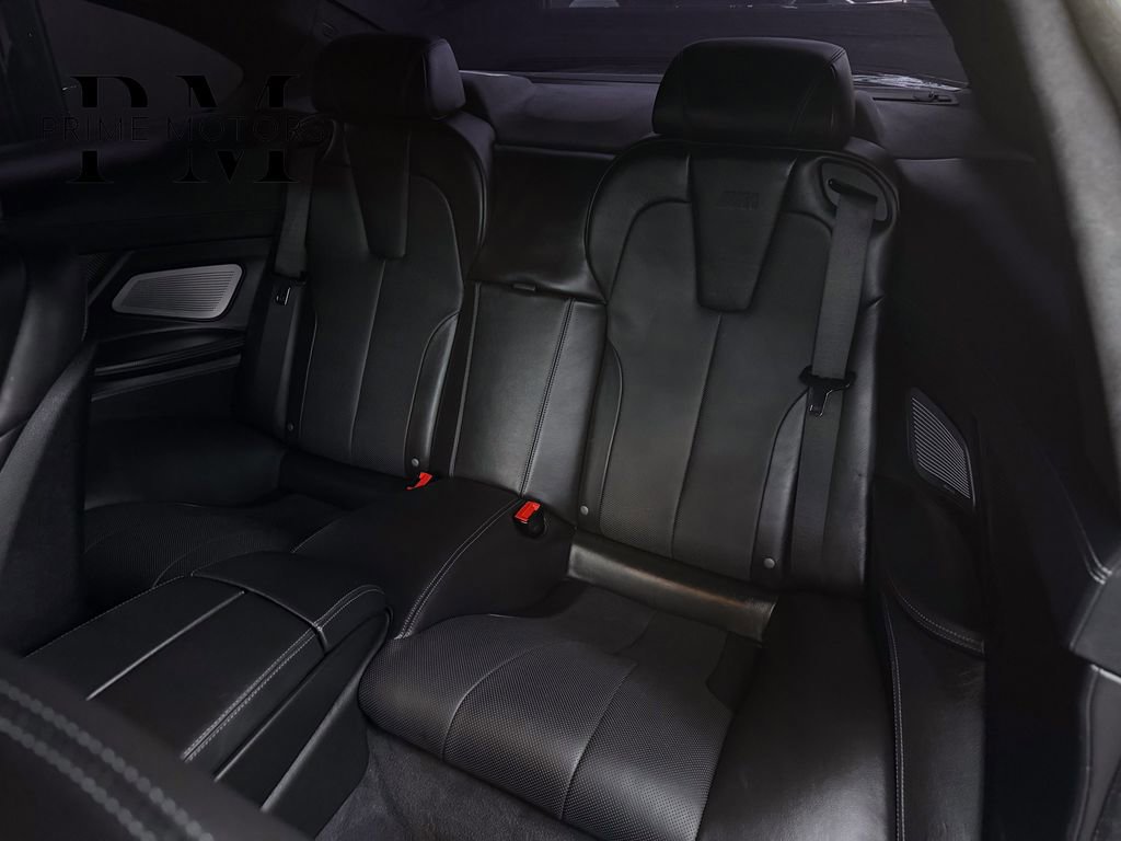 Used 2017 BMW M6 Coupe image 17