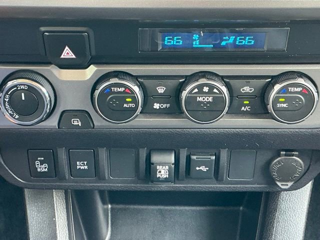 Used 2022 Toyota Tacoma SR5 w/ Technology Package AWD/4WD image 12