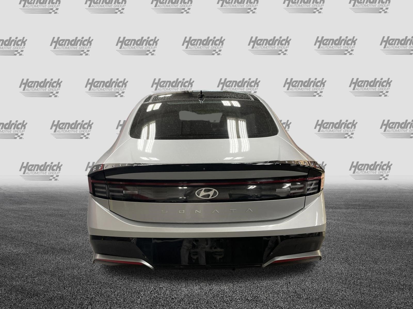 Used 2024 Hyundai Sonata SEL w/ Convenience Package FWD image 10