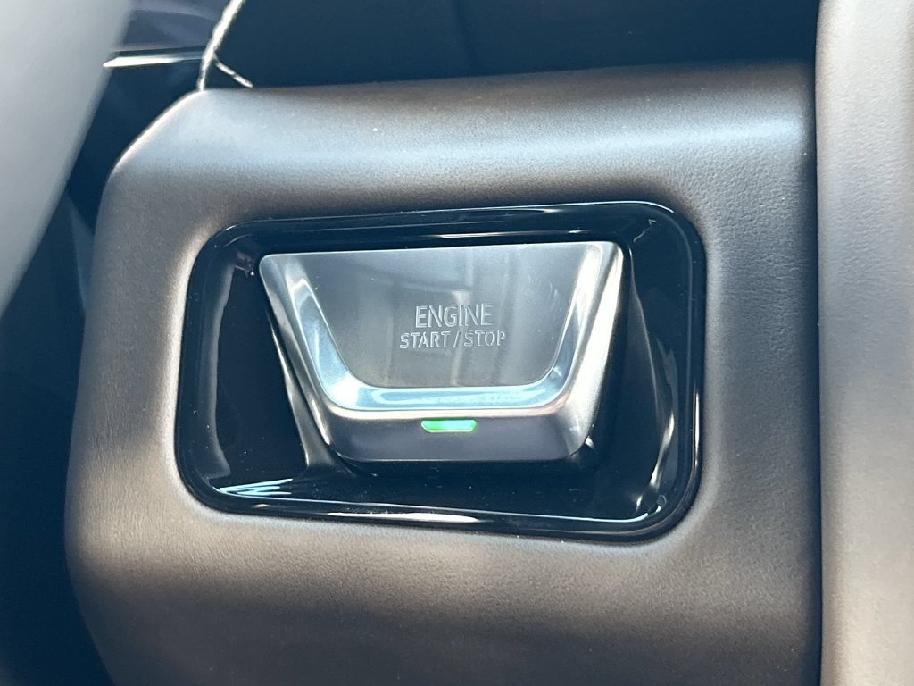 New 2026 GMC Yukon Denali Ultimate AWD/4WD image 17