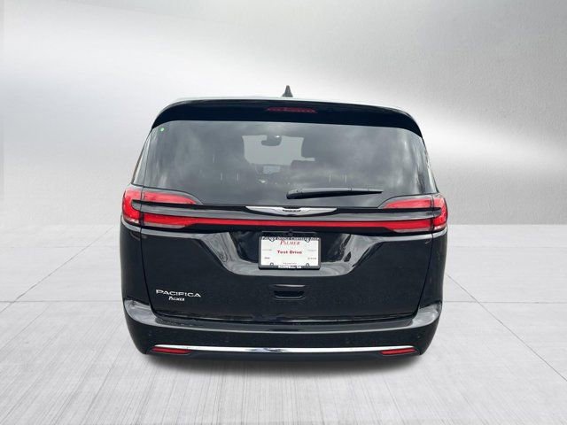 New 2026 Chrysler Pacifica Select FWD image 6