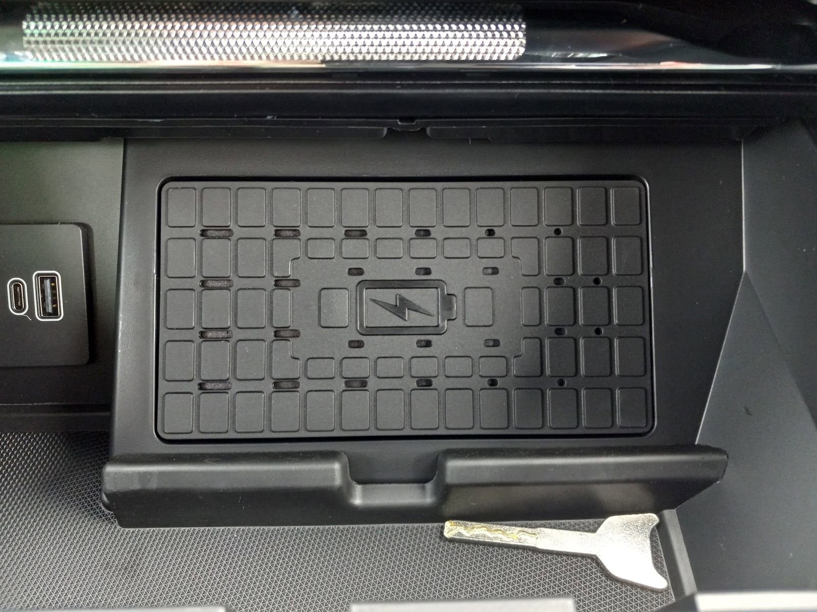 New 2025 Ford F150 Platinum w/ Equipment Group 702A High AWD/4WD image 21