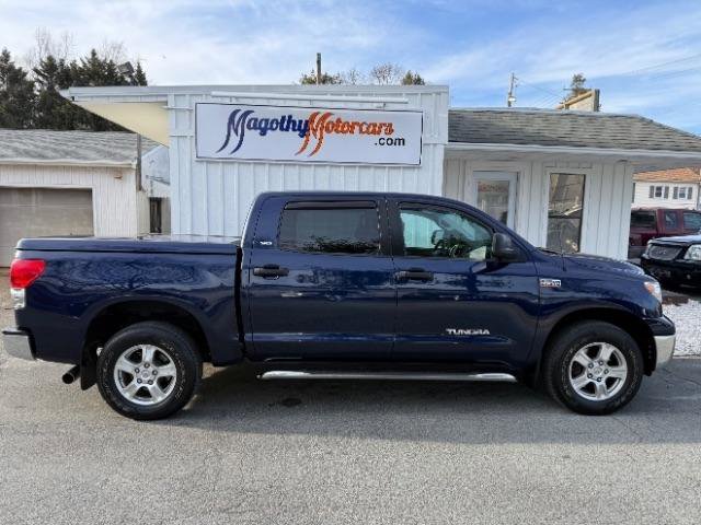 Used 2008 Toyota Tundra 4x4 CrewMax image 2