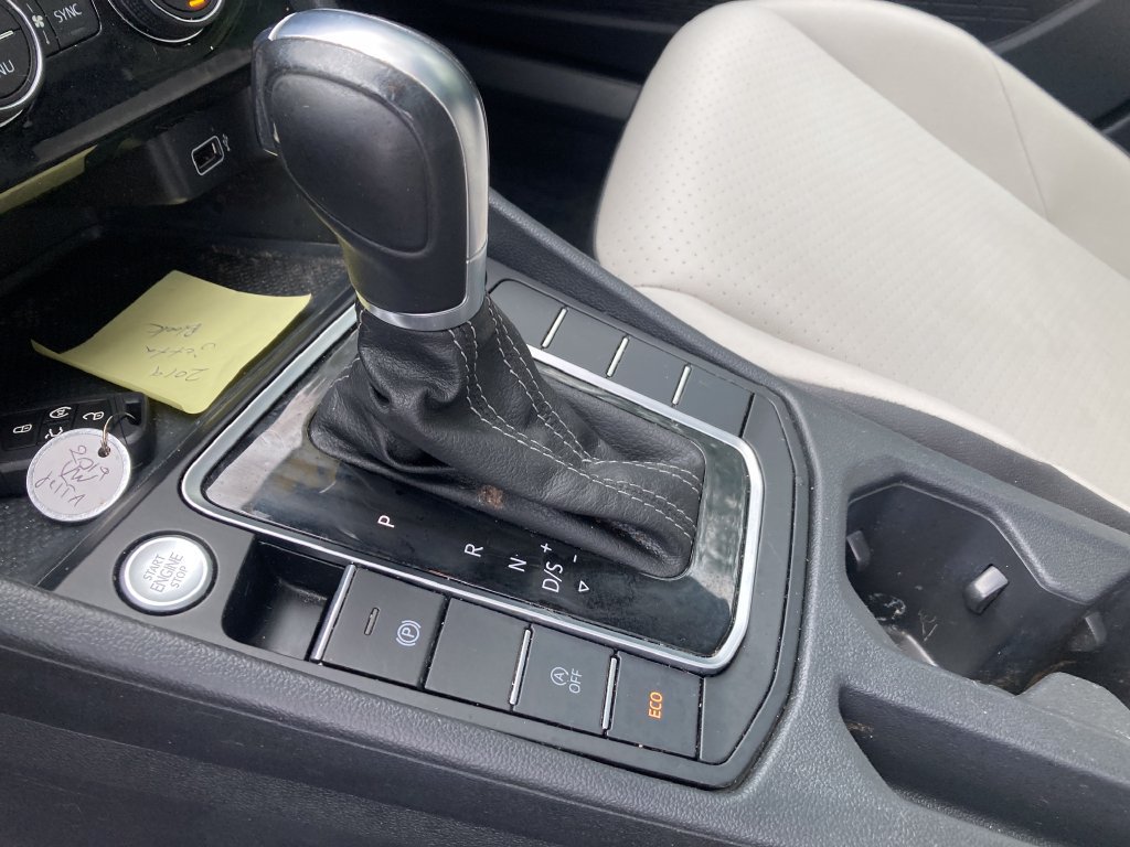 Used 2019 Volkswagen Jetta R-Line w/ R-Line Cold Weather Package FWD image 30