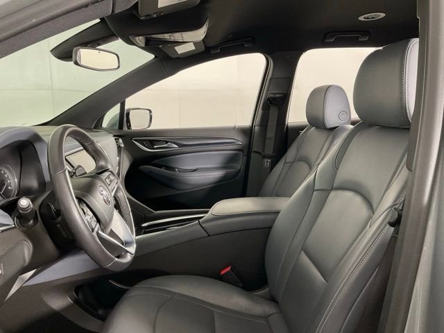 Used 2024 Buick Enclave Essence image 28