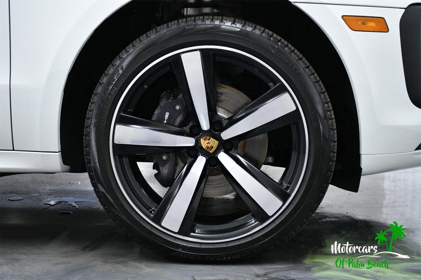 Used 2025 Porsche Macan Turbo image 57