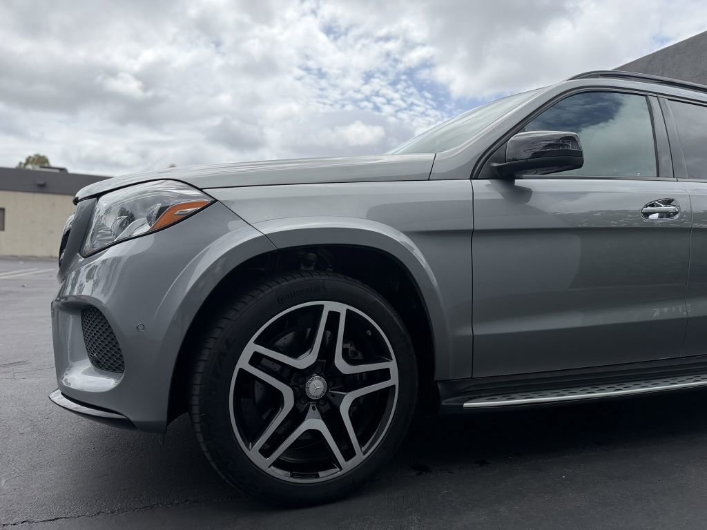 Used 2017 Mercedes-Benz GLS 550 4MATIC image 10