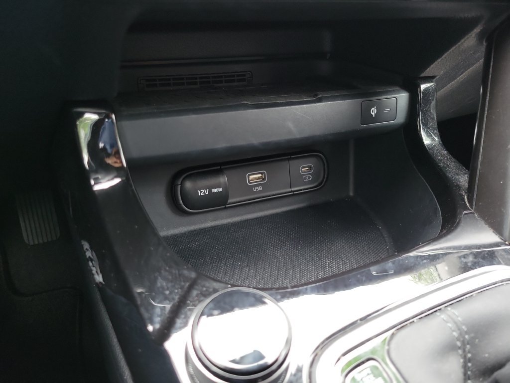 Certified 2024 Kia Seltos EX FWD image 23