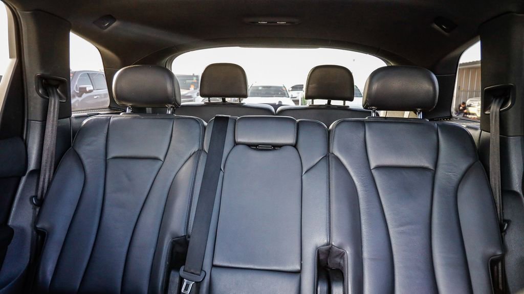 Used 2017 Audi Q7 3.0T Premium Plus image 27