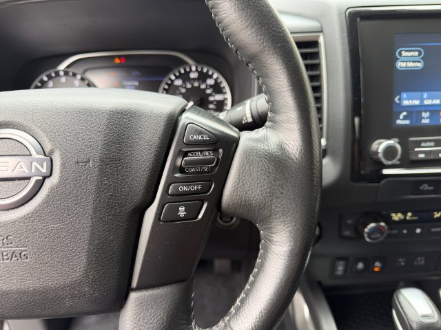 Used 2024 Nissan Frontier SL w/ Technology Package AWD/4WD image 19