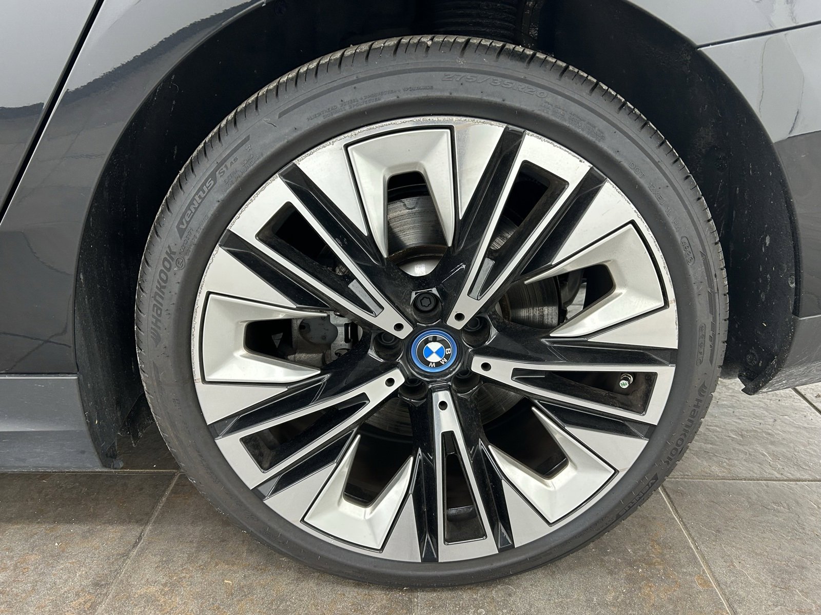 Used 2024 BMW i5 eDrive40i w/ Premium Package image 37