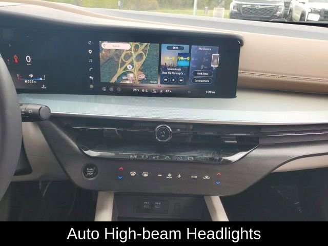 Certified 2025 Nissan Murano Platinum w/ Cargo Package AWD/4WD image 30