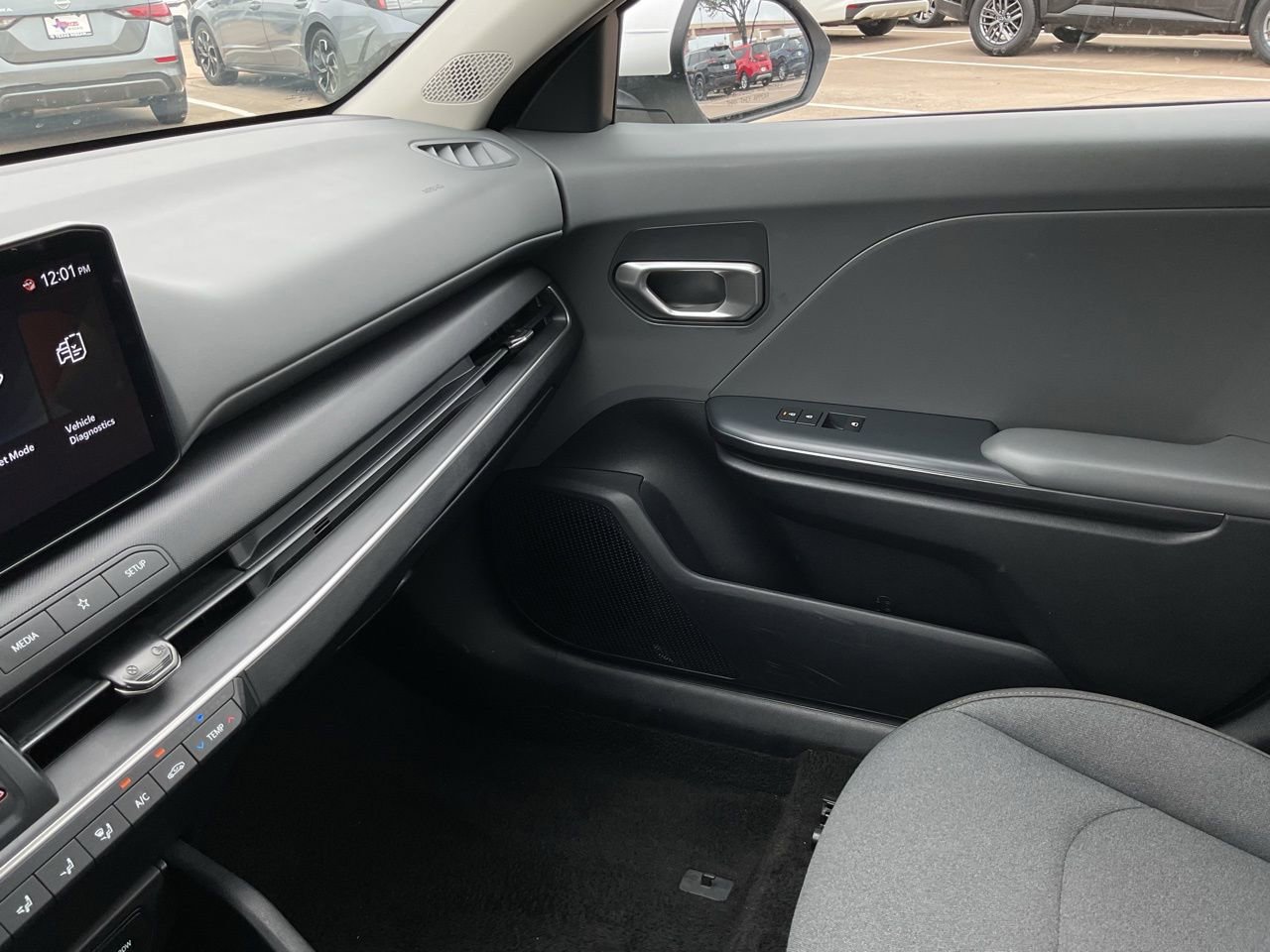 Used 2025 Kia K4 LXS image 33