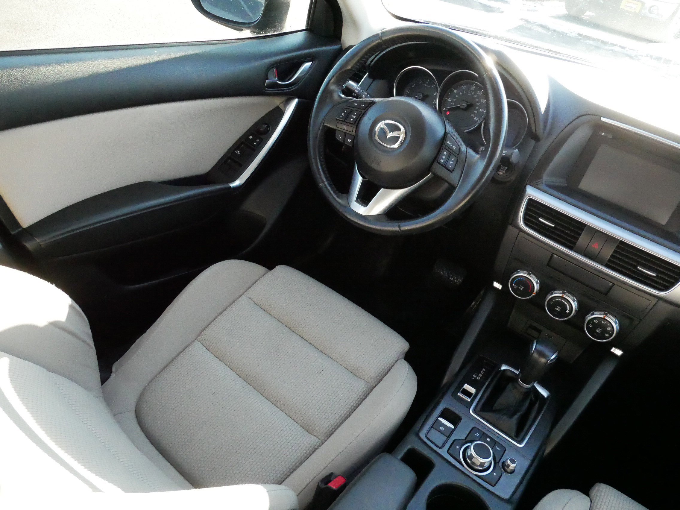 Used 2016 MAZDA CX-5 Touring image 9