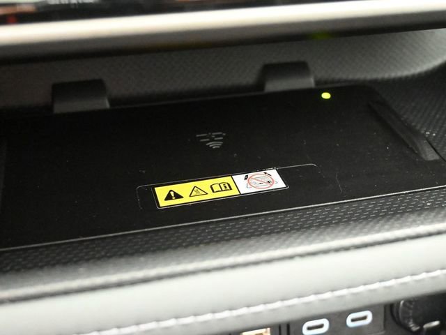 Certified 2023 Toyota Highlander XLE image 27