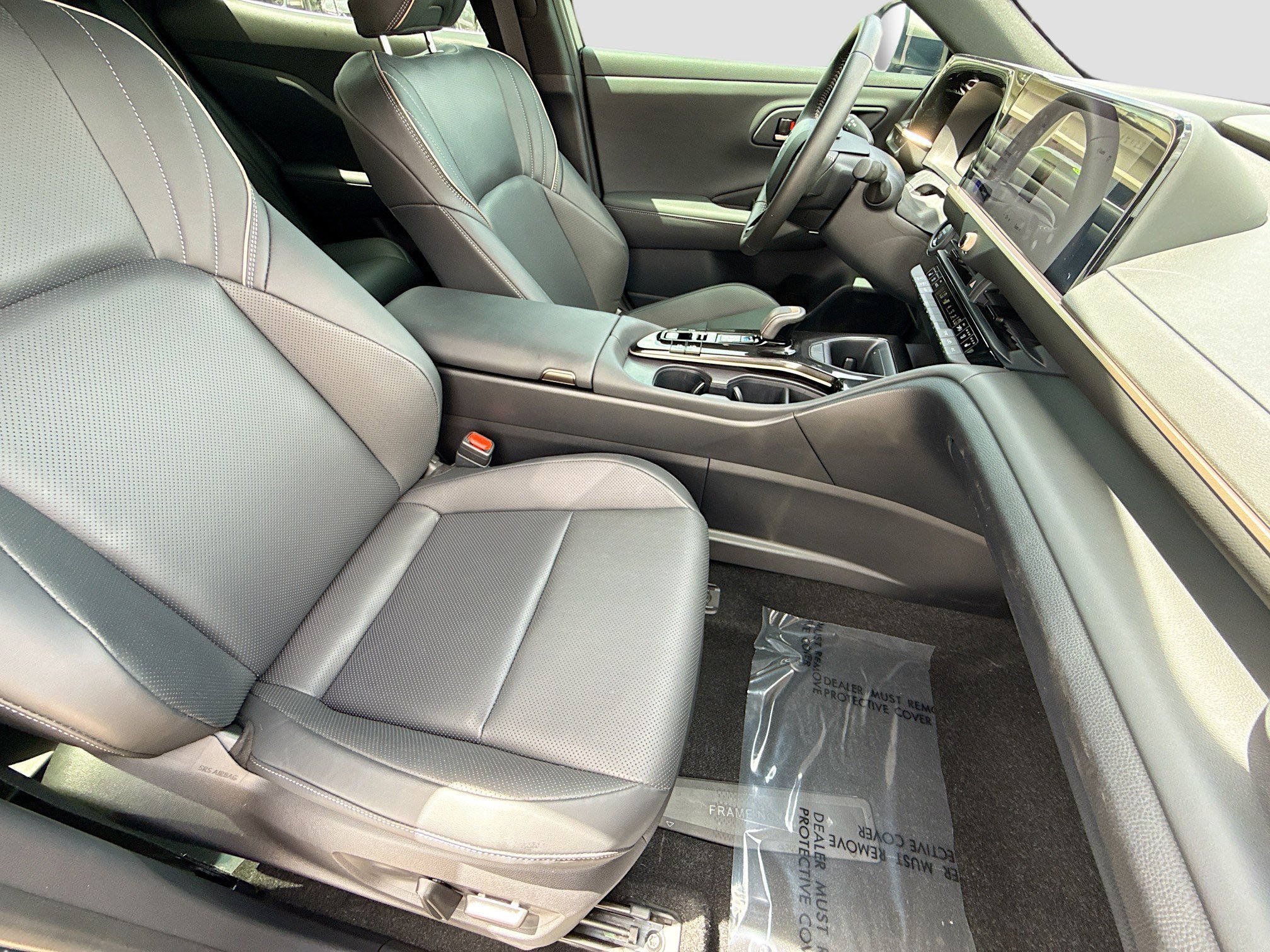 Used 2025 Toyota Crown XLE image 14