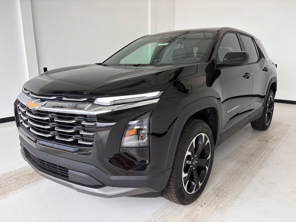 New 2027 Chevrolet Equinox LT w/ LPO, Floor Liner Package FWD image 15