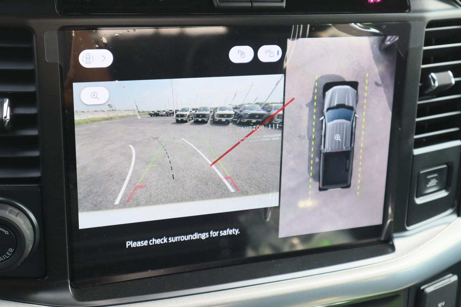 New 2025 Ford F150 Lariat w/ Equipment Group 502A High image 28