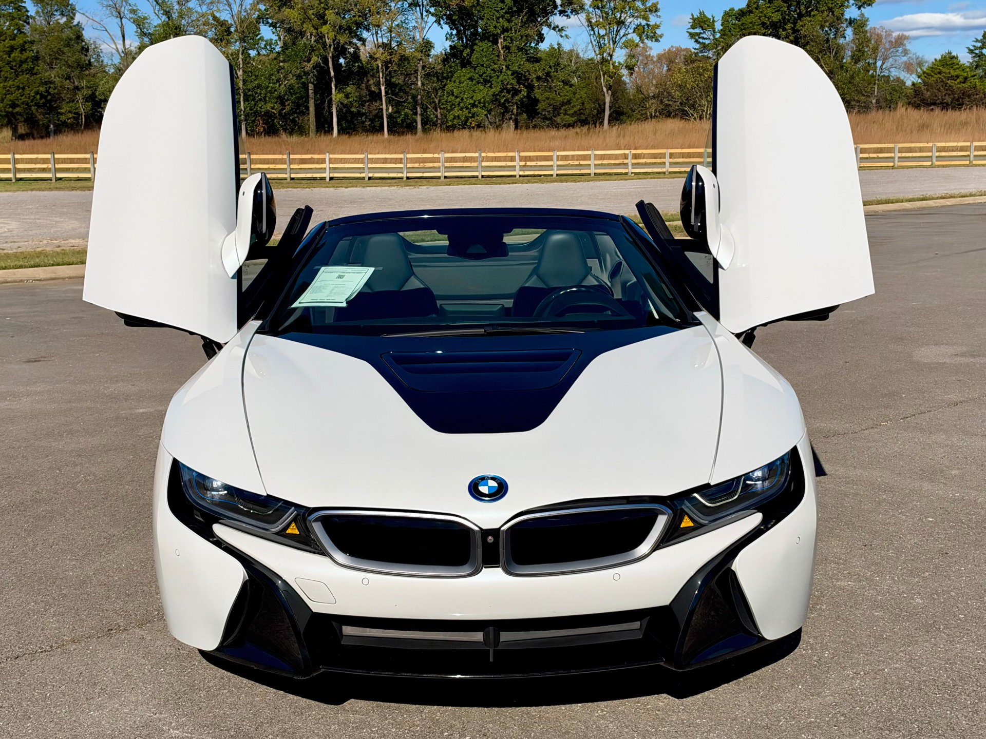 Used 2019 BMW i8 Roadster AWD/4WD image 15