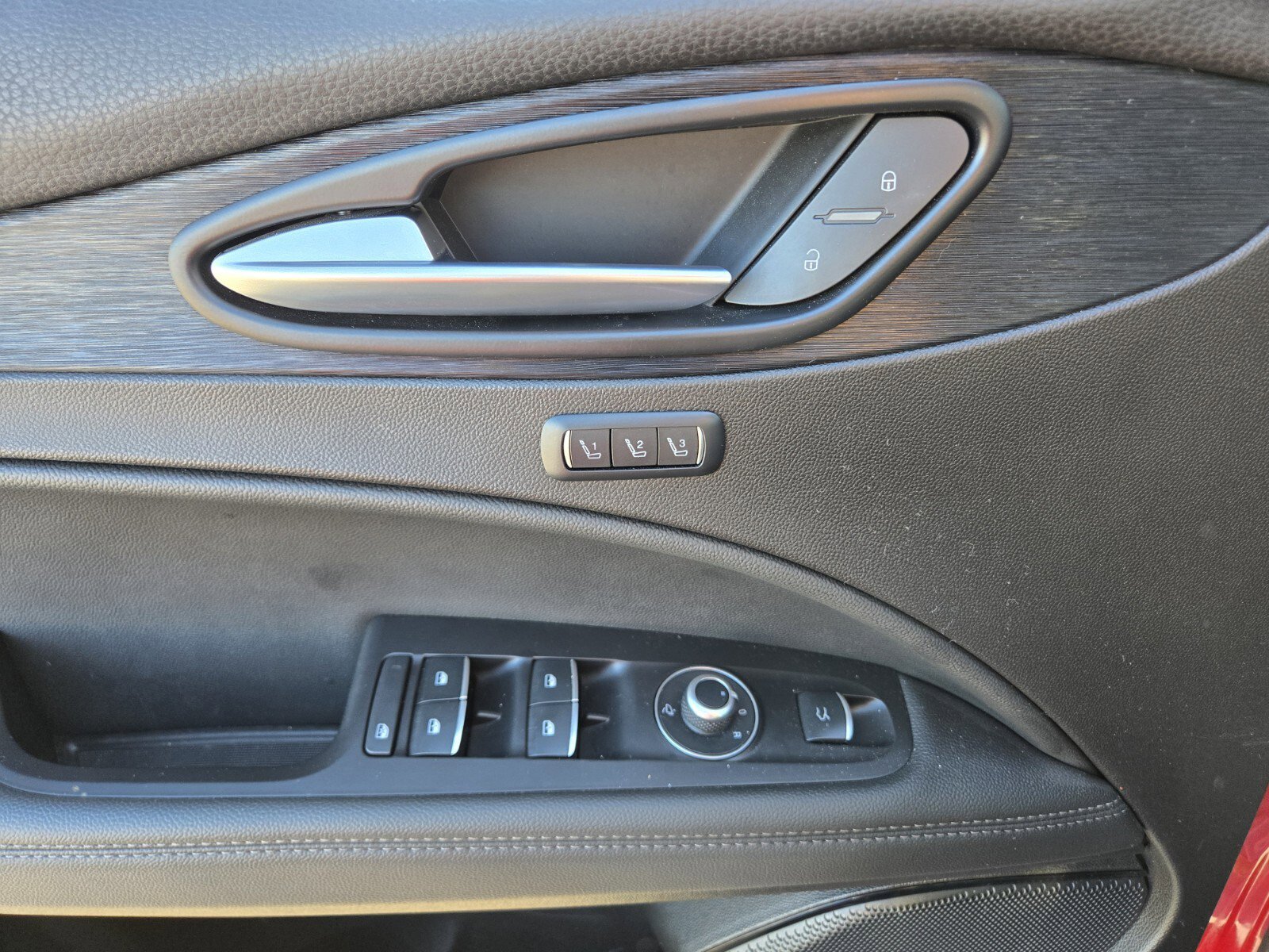 Used 2024 Alfa Romeo Stelvio Sprint image 18