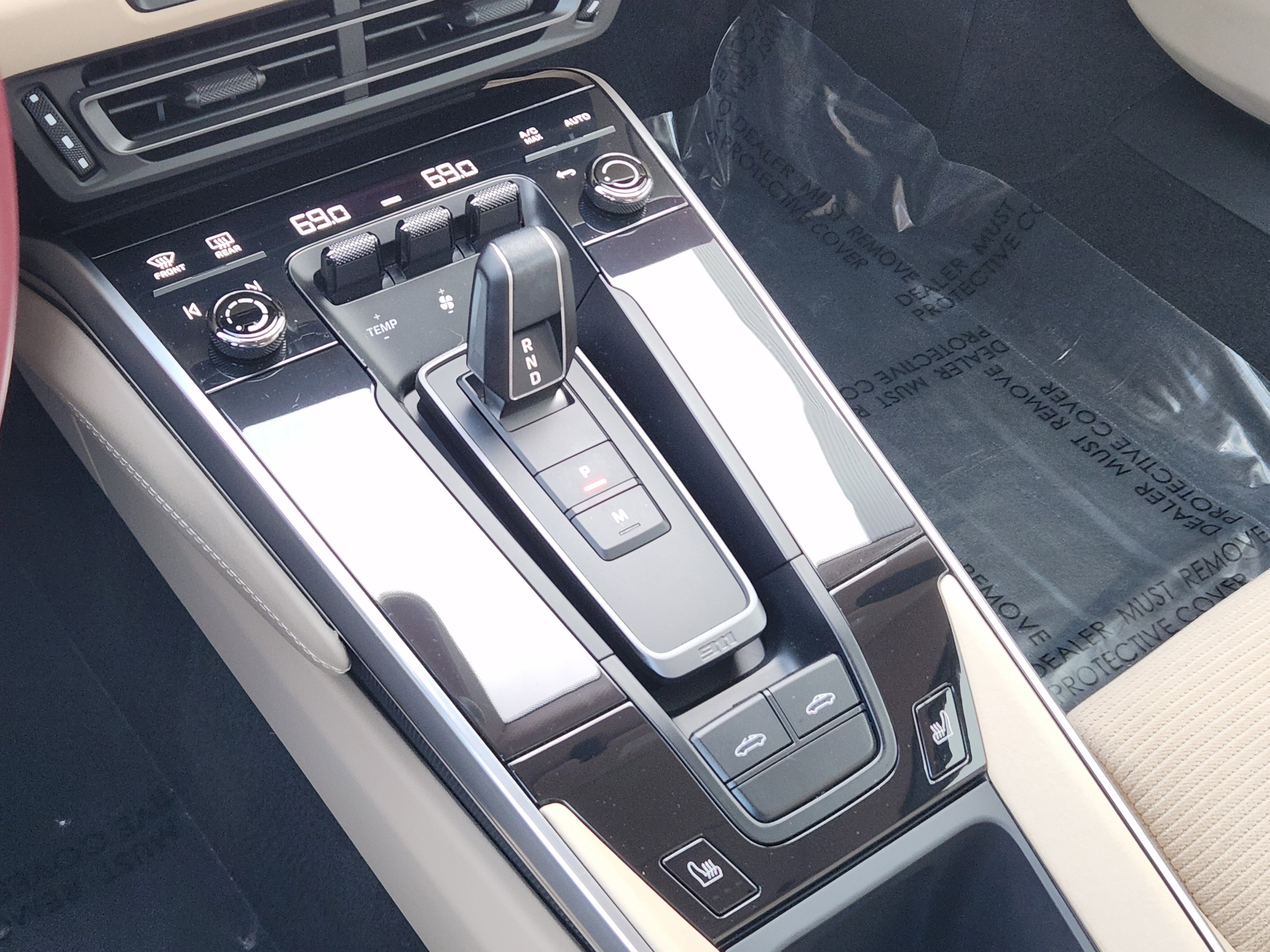 Used 2021 Porsche 911 Targa 4S Heritage Design image 28