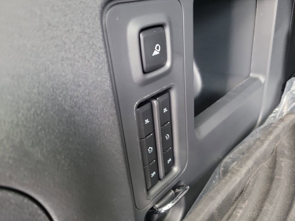 Used 2026 Ford Expedition Platinum w/ Stealth Performance Package image 9