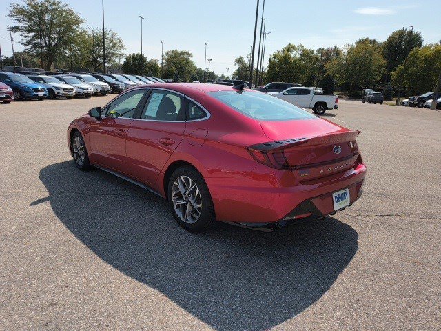 Used 2021 Hyundai Sonata SEL image 3