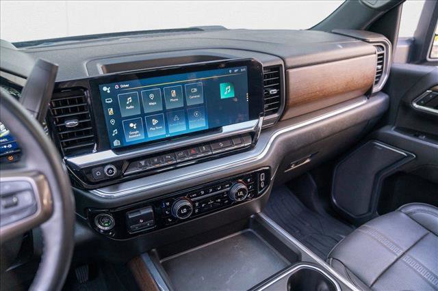 Used 2024 Chevrolet Silverado 2500 High Country image 15