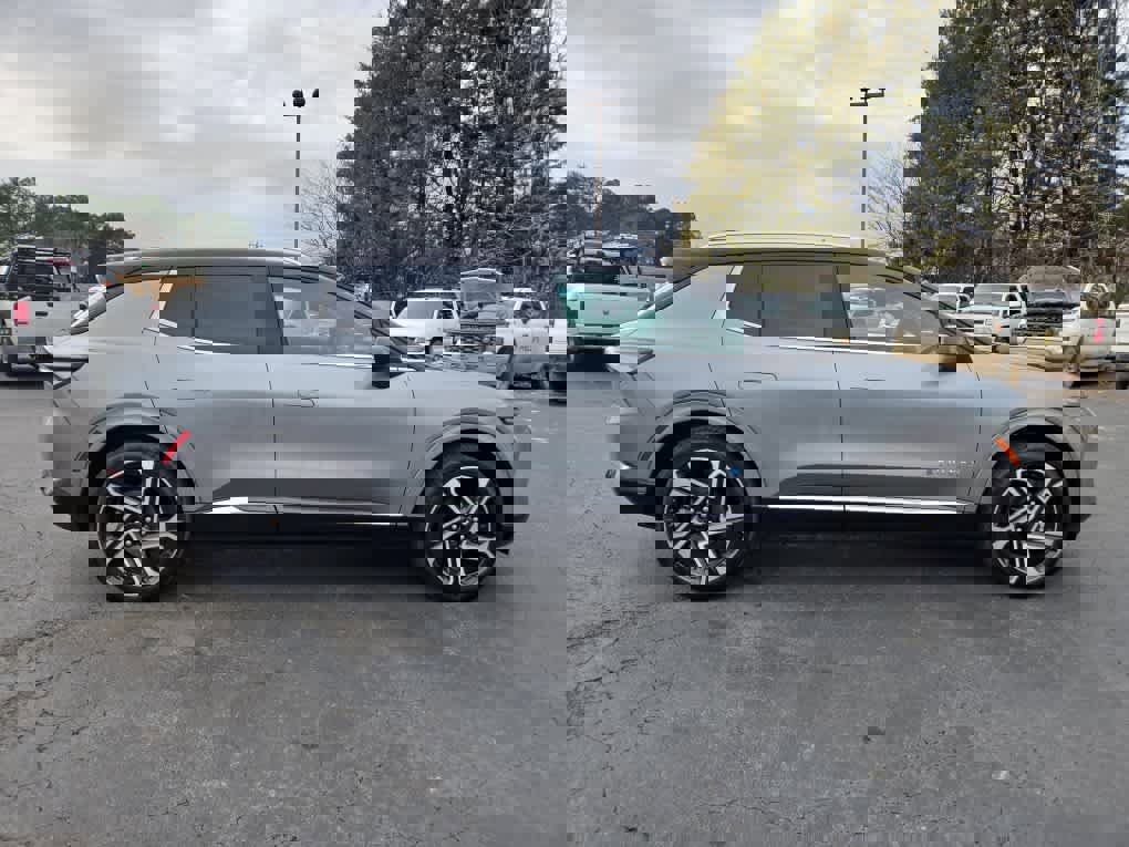 New 2026 Chevrolet Equinox EV LT image 8