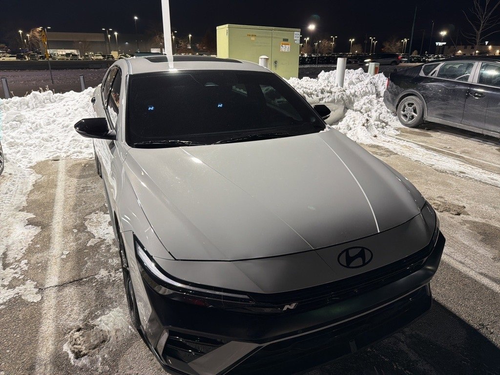 Used 2025 Hyundai Elantra N image 2