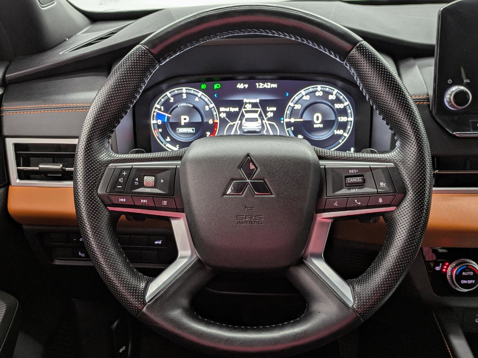 Used 2022 Mitsubishi Outlander SEL image 34