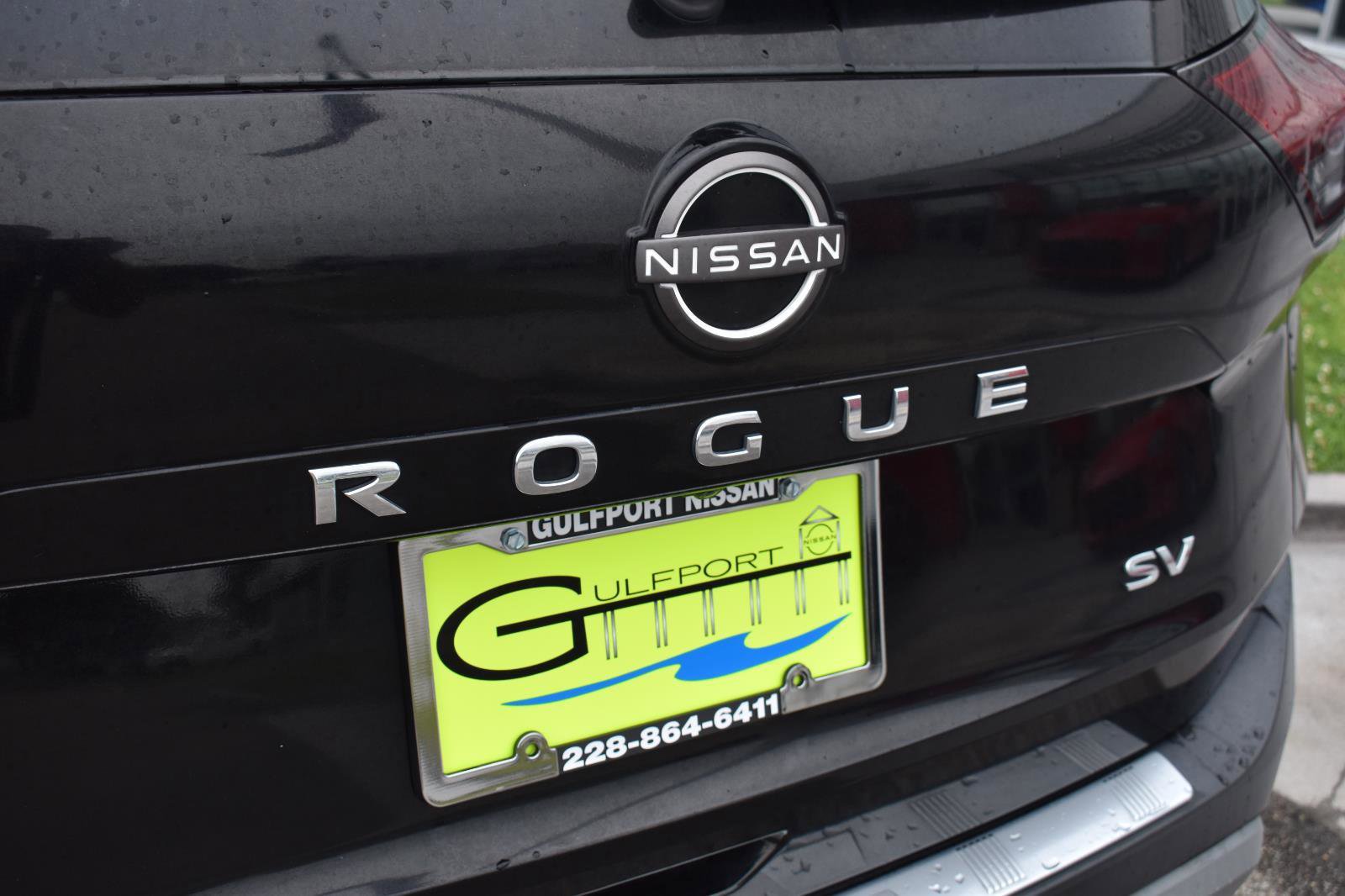 Used 2023 Nissan Rogue SV w/ SV Premium B Package FWD image 7