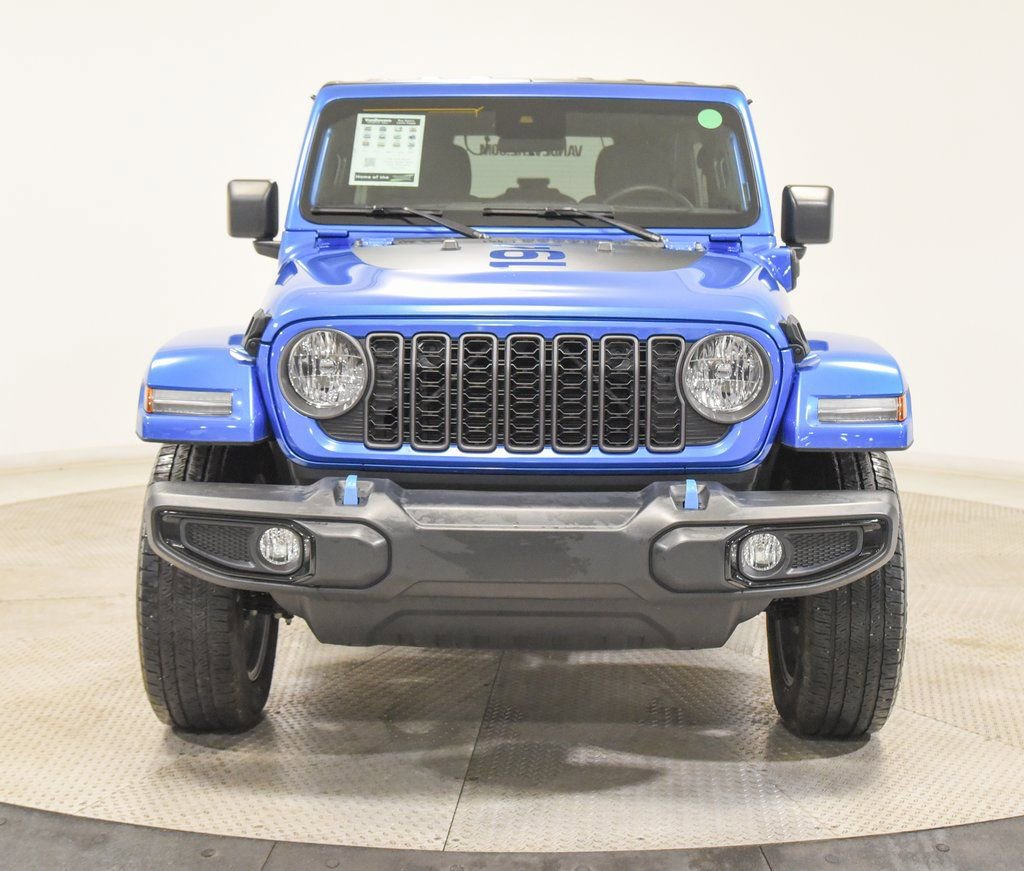 Used 2024 Jeep Wrangler Unlimited w/ Technology Group image 11