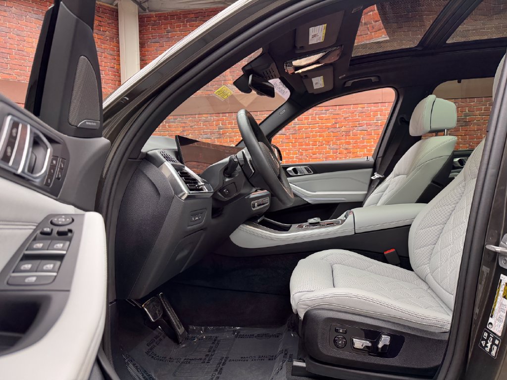Certified 2026 BMW X5 xDrive40i AWD/4WD image 23