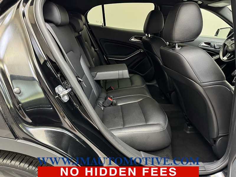 Used 2018 Mercedes-Benz GLA 250 4MATIC image 18