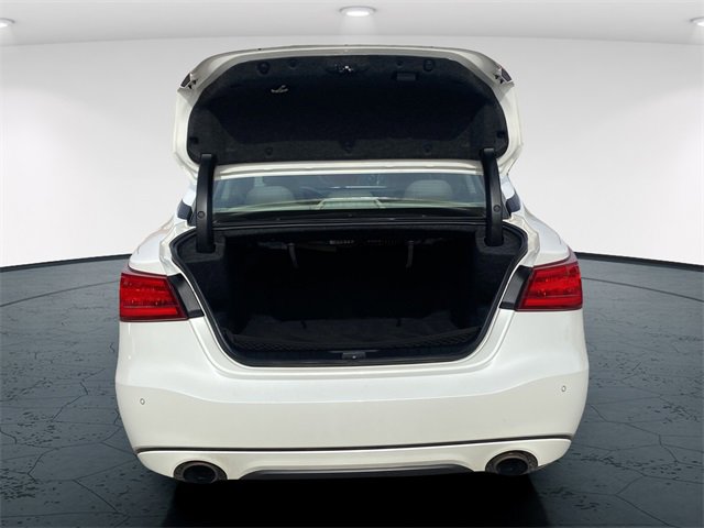 Used 2016 Nissan Maxima Platinum image 14