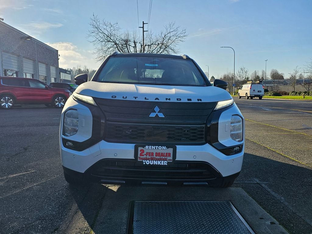 New 2025 Mitsubishi Outlander SEL Black Edition image 2