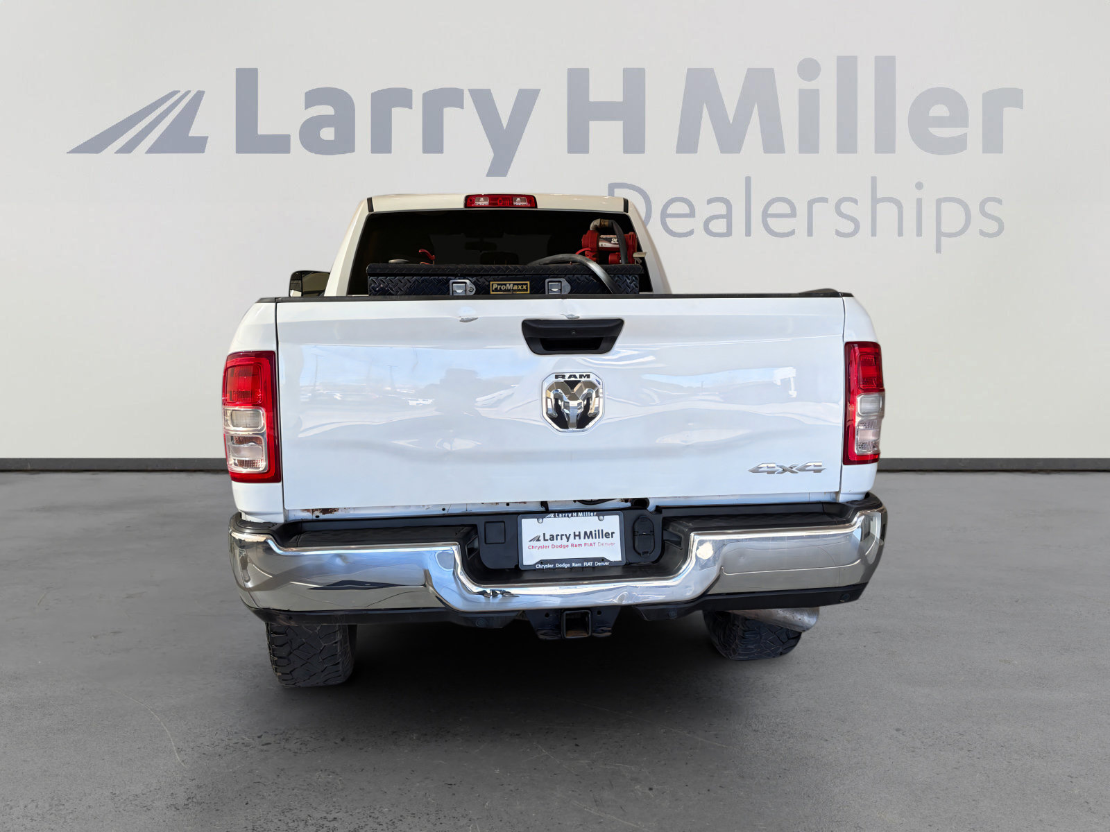 Used 2022 RAM 3500 Tradesman w/ Chrome Appearance Group image 4